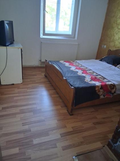 Apartament cu 3 camere decomandat în Agigea