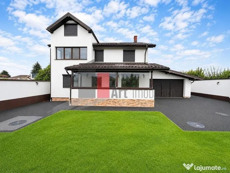 Casă cu 5 camere cu Teren 500 Mp în 1 Decembrie
