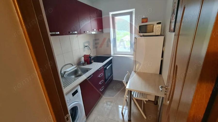 Apartament cu 2 camere decomandat, mobilat în Sud
