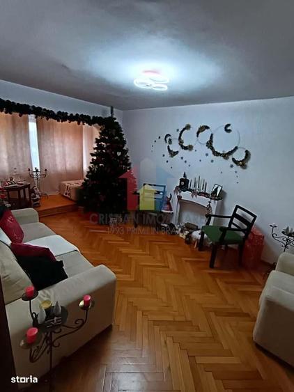 Apartament cu 3 camere decomandat în Gării