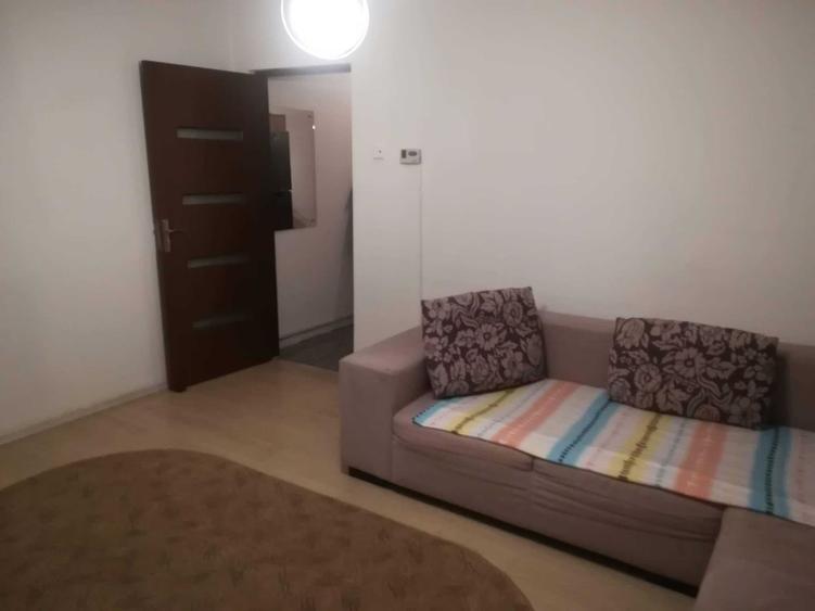 Apartament cu 2 camere nedecomandat în Gara Mare