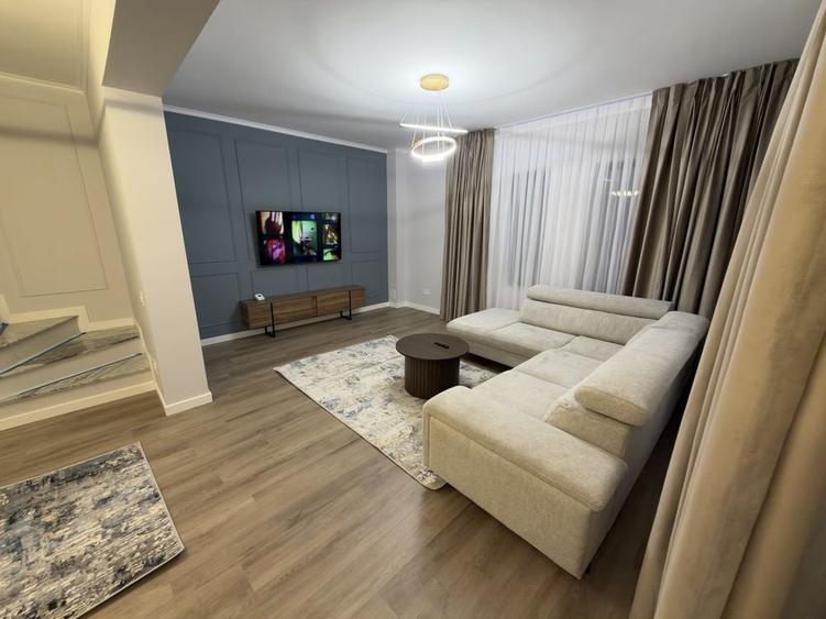 Casă cu 3 camere cu Teren 300 Mp în Central