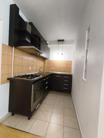 Apartament cu 2 camere decomandat în Mircea cel Bătrân