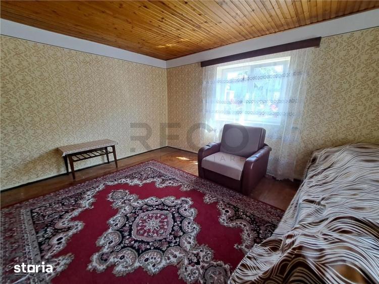 Casă cu 4 camere cu Teren 1439 Mp în Central