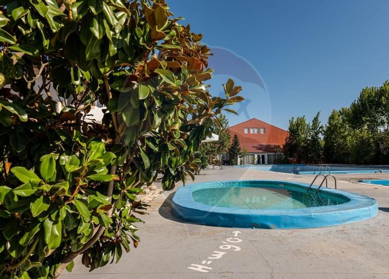 Hotel/Pensiune, de 3,250 mp, în Mânăstirea