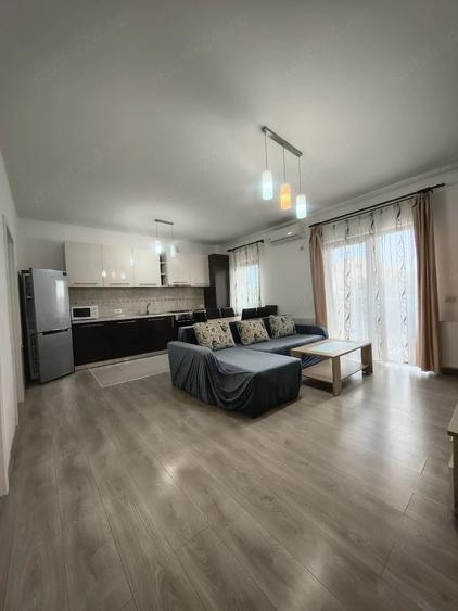 Apartament cu 3 camere semidecomandat în Braytim
