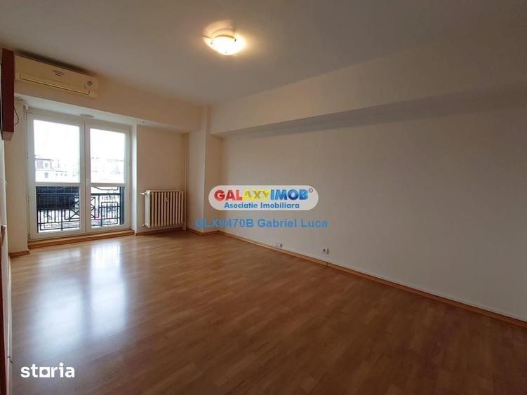 Apartament cu 2 camere decomandat în Centrul Istoric