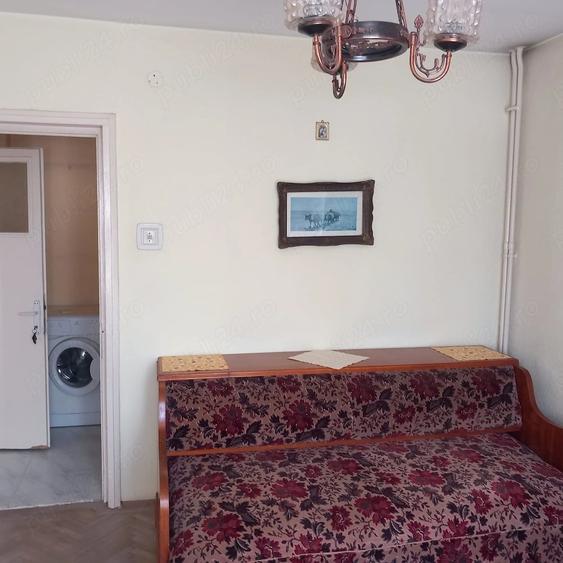 Apartament cu 2 camere decomandat în Ceair