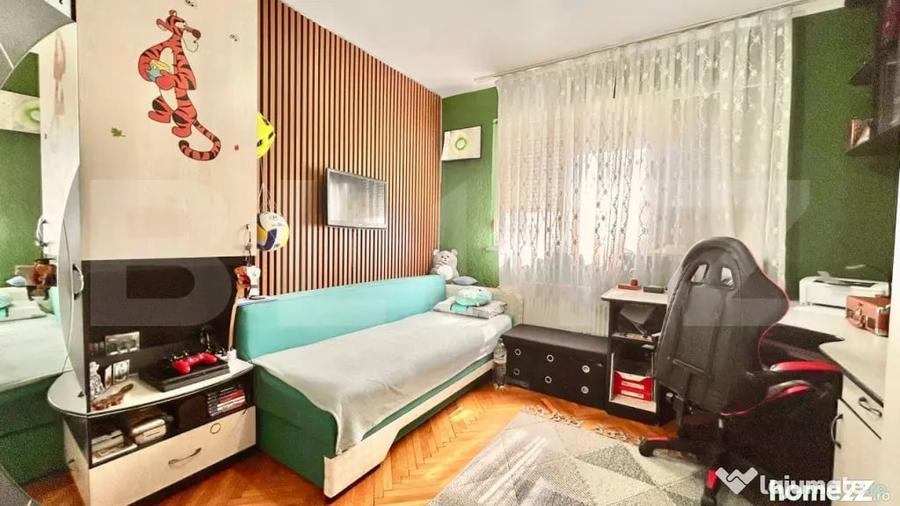 Apartament cu 3 camere decomandat în Nufărul