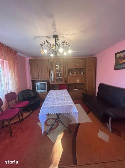 Casă cu 3 camere cu Teren 600 Mp în Central