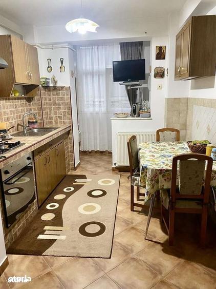 Apartament 3 camere, 2 bai, ultracentral, decomandat, 85 mp+boxa 12 mp - 4