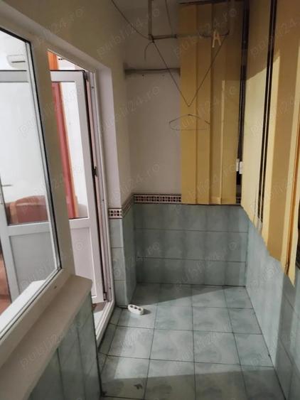 Garsonieră decomandată în Uverturii