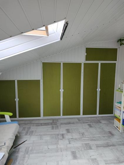 Apartament cu 3 camere semidecomandat în Bragadiru