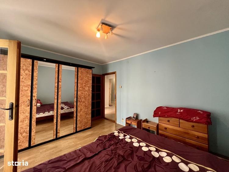 Apartament cu 3 camere decomandat în Bucovina