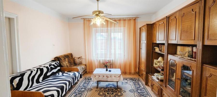 Casă cu 3 camere cu Teren 900 Mp în Spitalul Județean
