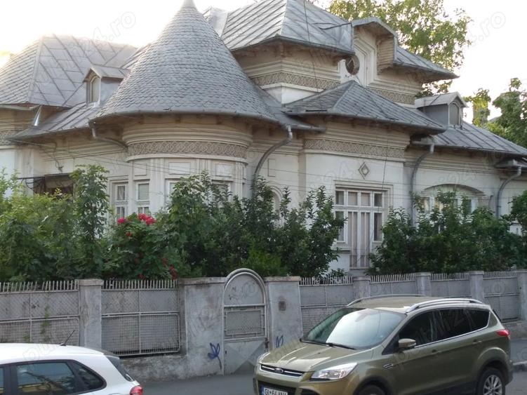 Spațiu comercial, de 150 mp, în Central