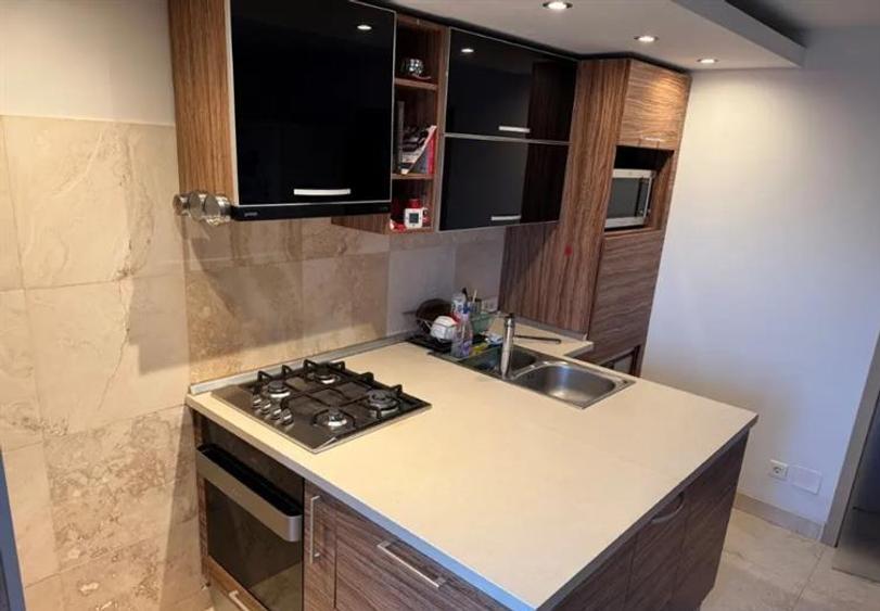 Apartament cu 2 camere decomandat în Aviației