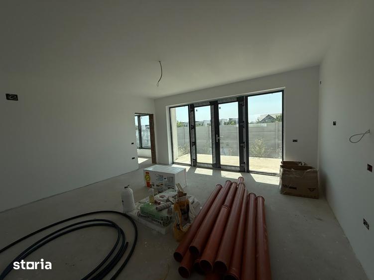Casa individuala pe parter 4 camere Comision 0 - 1