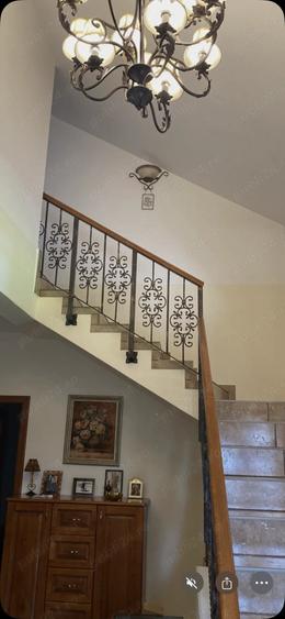 Casă cu 5 camere cu Teren 750 Mp în Giroc