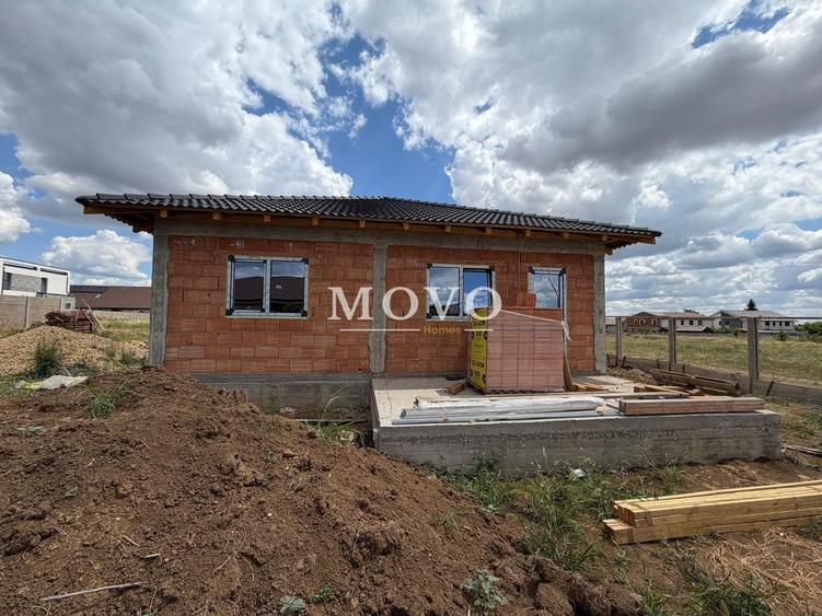 Casă individuală cu 4 camere cu Teren 372 Mp în Sânandrei
