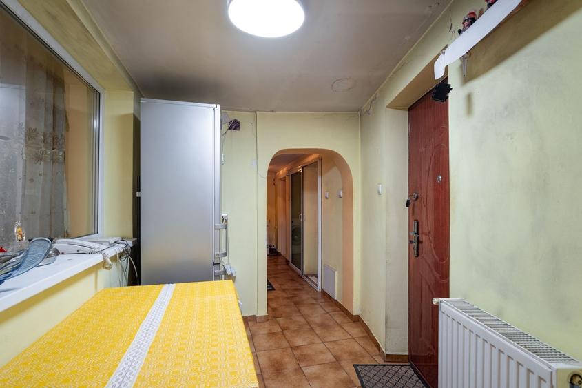 Casă individuală cu 3 camere cu Canalizare în Giurgiului