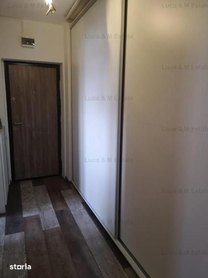 Garsonieră decomandată în Elisabetin