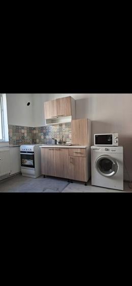 Garsonieră decomandată în Florești