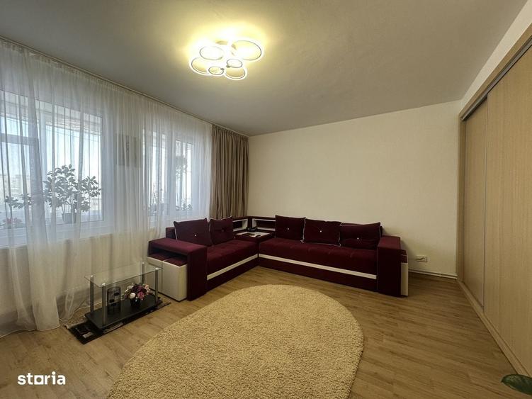 Apartament cu 3 camere decomandat în Cantacuzino