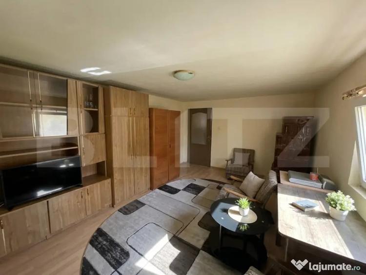Casă cu 3 camere cu Teren 1561 Mp în Lazuri