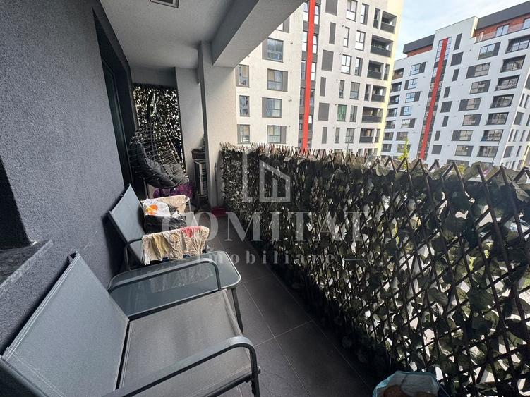 Apartament cu 4 camere semidecomandat, mobilat în Florești