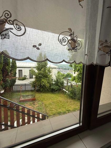 Casă cu 4 camere în Florești