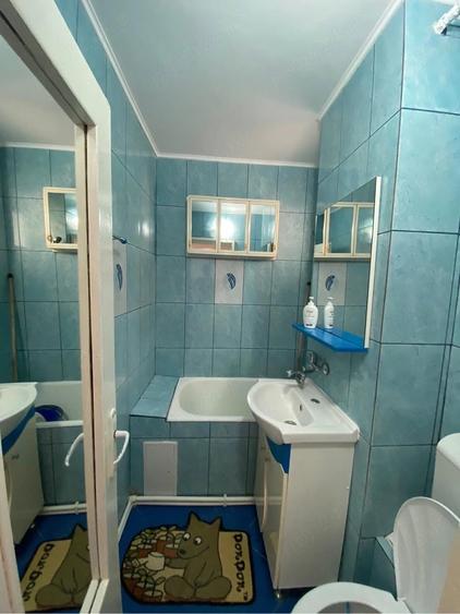 Apartament cu 2 camere semidecomandat în Micro 39