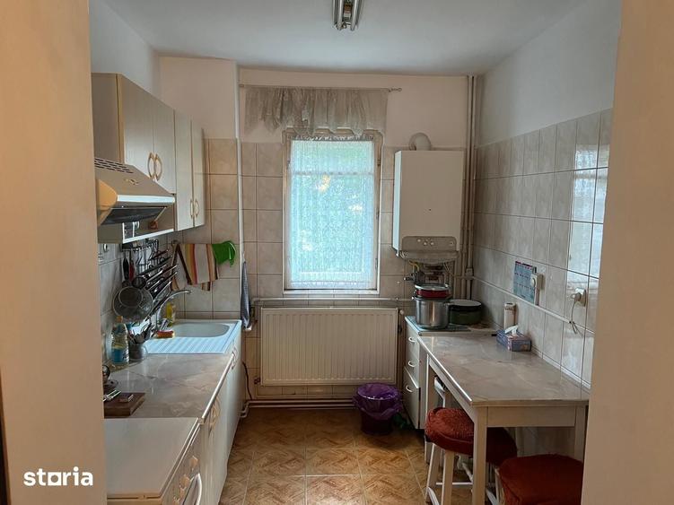 Apartament cu 2 camere semidecomandat în Central