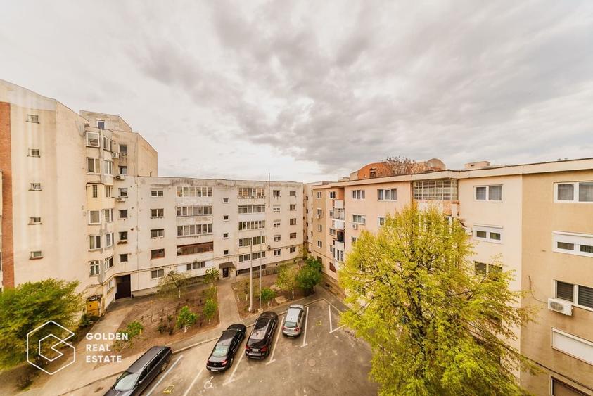 Apartament cu 3 camere decomandat în UTA