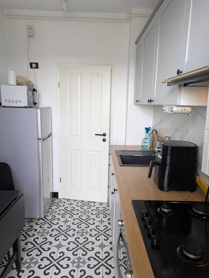 Apartament cu 2 camere semidecomandat în Grozăvești