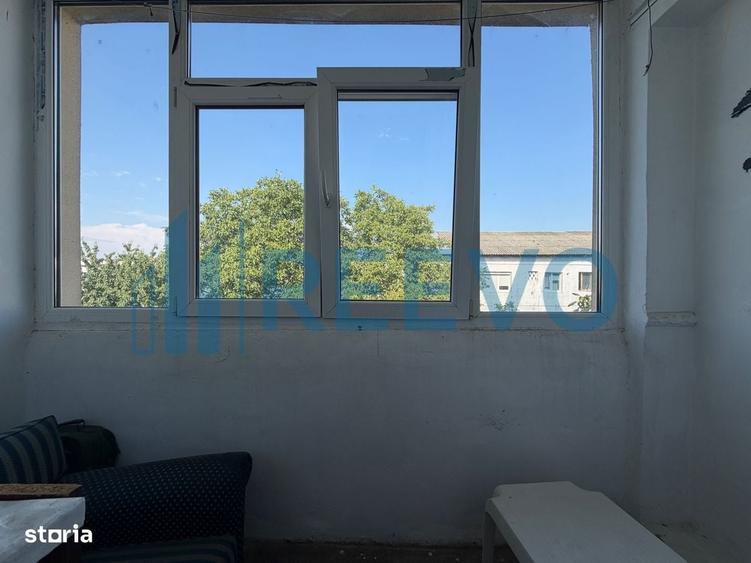 Apartament cu 2 camere nedecomandat în Republicii