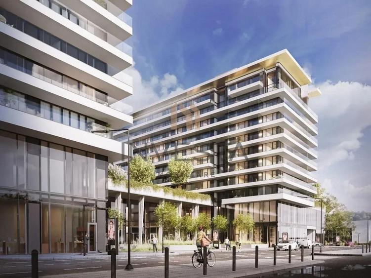 Apartament cu 3 camere semidecomandat în Dâmbul Rotund