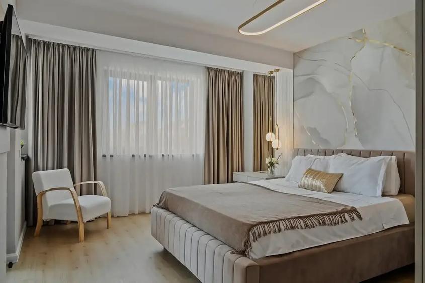 Penthouse cu 2 camere decomandat în Tunari
