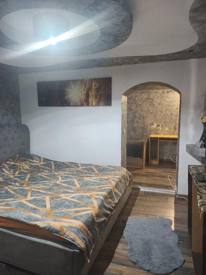 Casă cu 2 camere cu Teren 60 Mp în Lumina