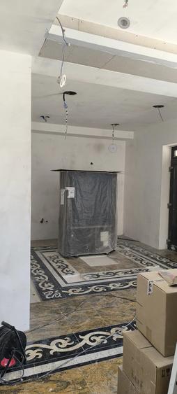Casă cu Teren 420 Mp în Central