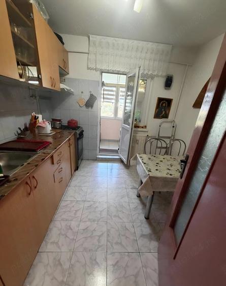 Apartament cu 2 camere decomandat în Cornitoiu