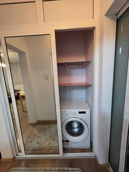 Apartament cu 2 camere semidecomandat în Baba Novac