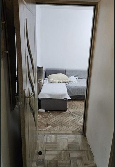 Inchiriez apartament nemobilat in zona Tomis Nord