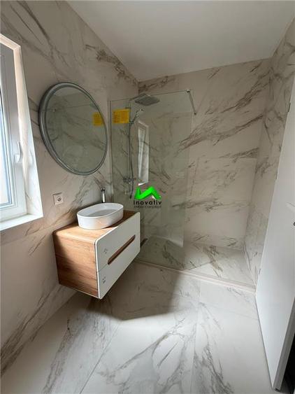 Apartament cu 3 camere decomandat în Hipodrom 3