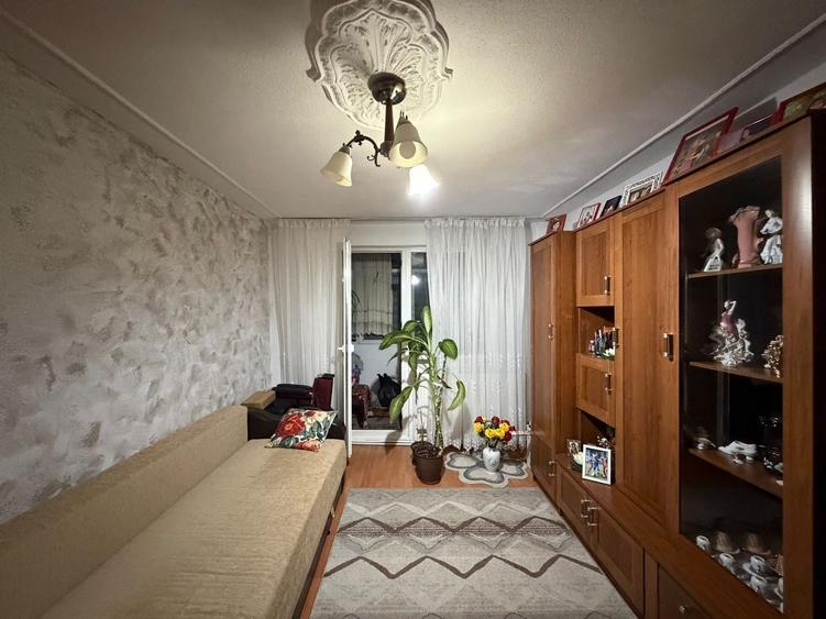 Apartament cu 2 camere decomandat, mobilat în Lujerului