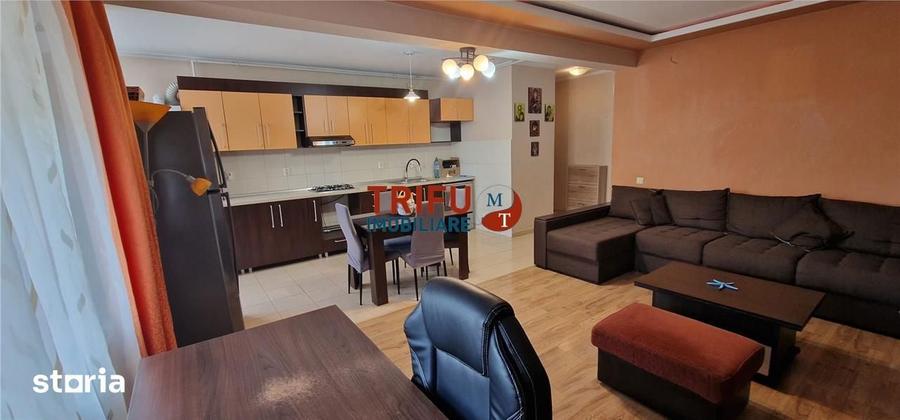 Apartament cu 3 camere decomandat în Cetate
