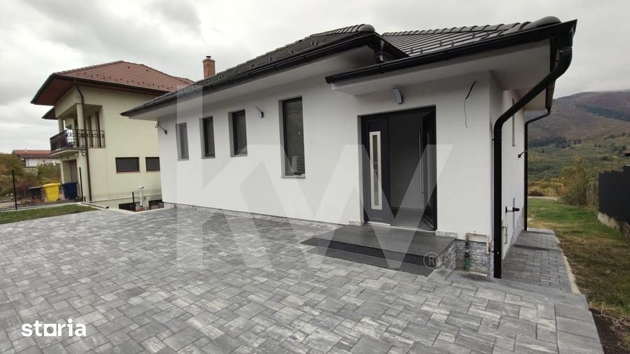 Casă cu 4 camere cu Teren 873 Mp în Central