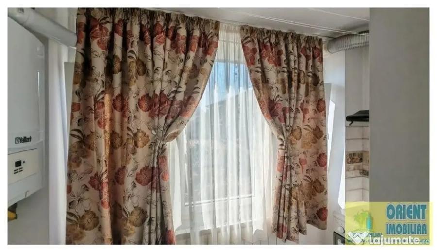 Apartament cu 2 camere decomandat în Km 5