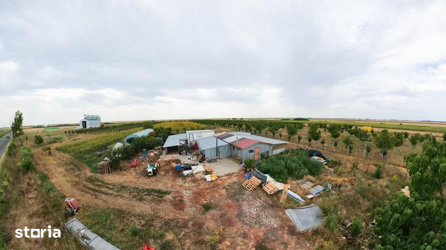 Teren de 36000 mp, în Central