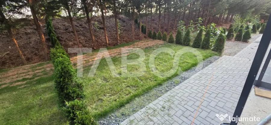 Apartament cu 4 camere decomandat în Industrial Vest